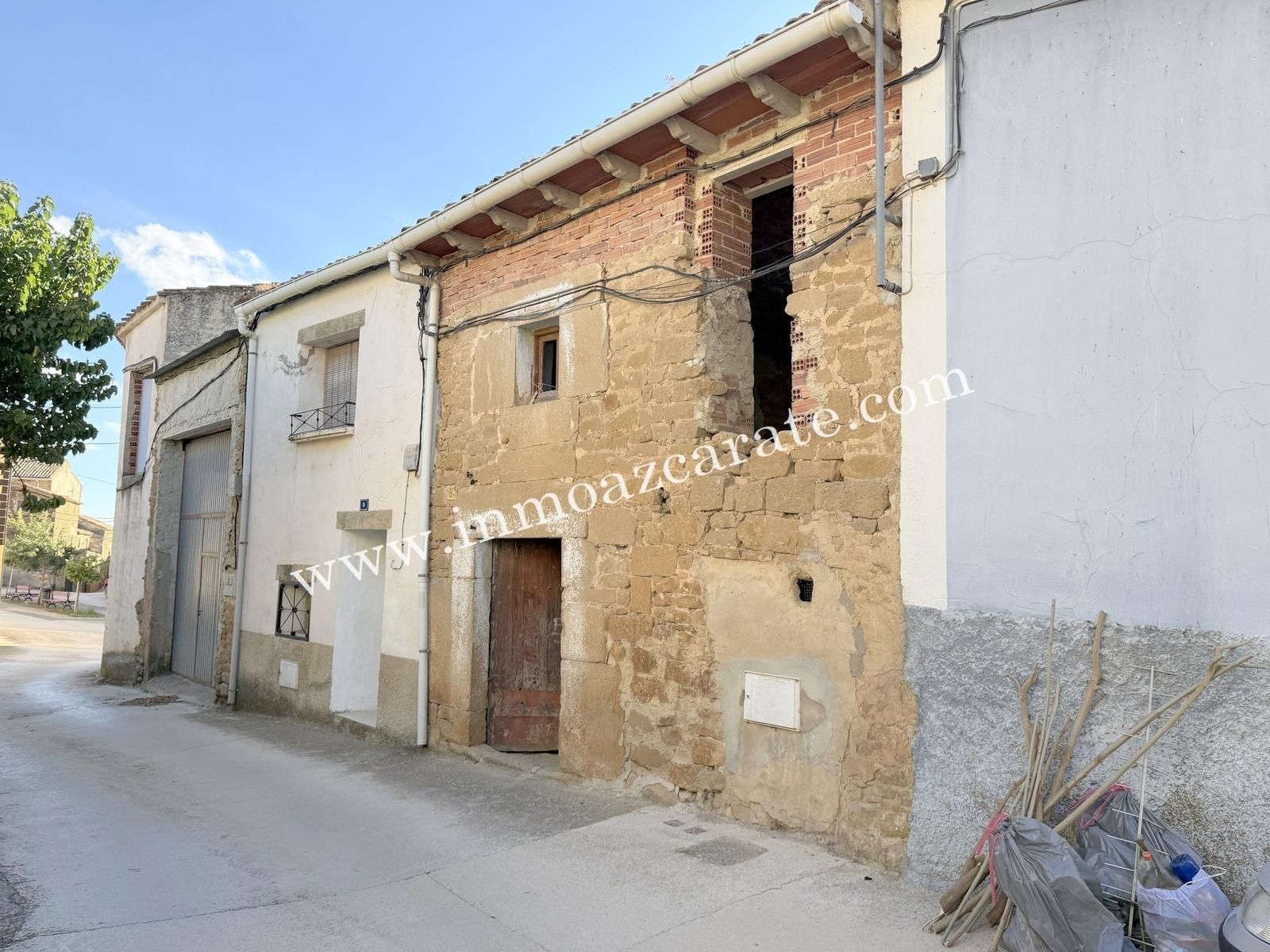 Vista exterior de Casa adosada en venda en Arellano