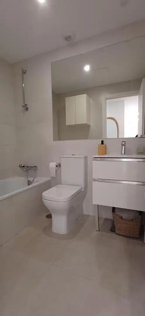 Bany de Pis en venda en Mairena del Aljarafe amb Aire condicionat, Calefacció i Parquet