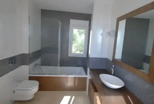 Baño de Casa o chalet en venta en Moraira con Aire acondicionado, Calefacción y Jardín privado