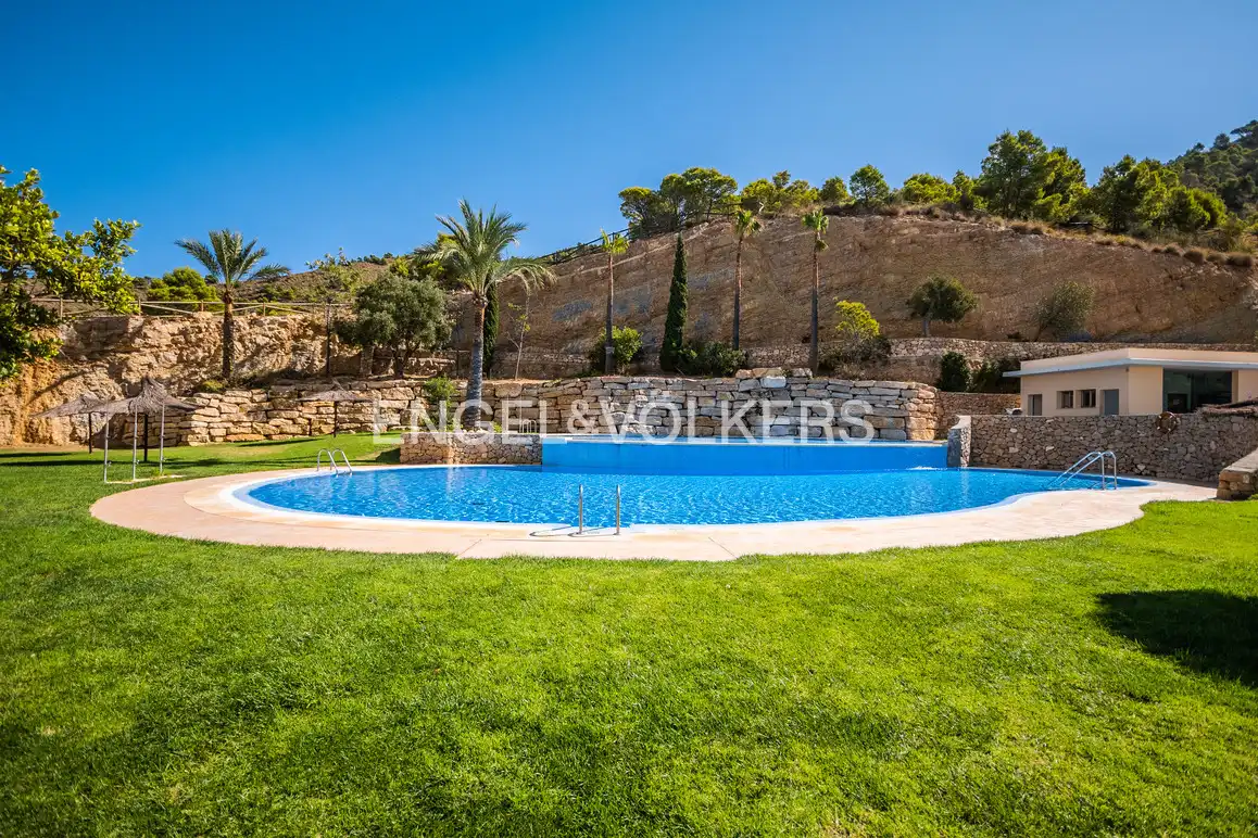 Swimming pool of Flat for sale in Benidorm  with Air Conditioner, Terrace and Storage room