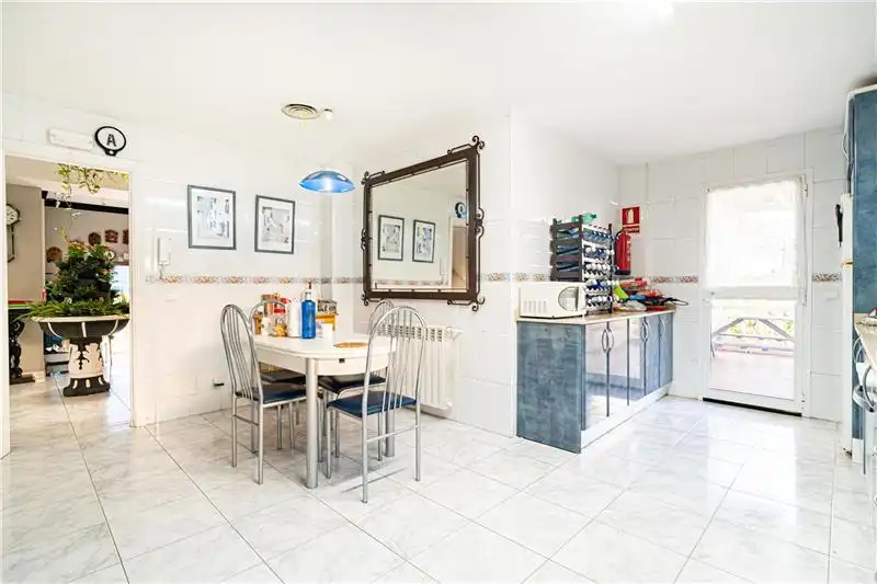Cuina de Casa o xalet en venda en  Palma de Mallorca amb Aire condicionat, Calefacció i Jardí privat
