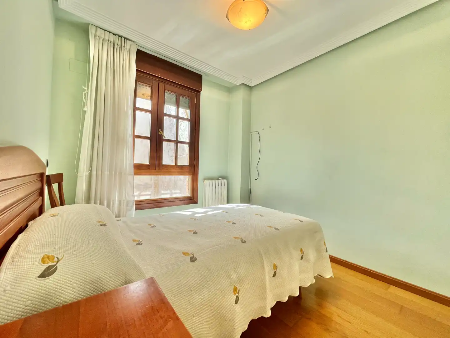 Schlafzimmer von Maisonette zum Verkauf in Zaragoza mit Klimaanlage, Heizung und Parkett