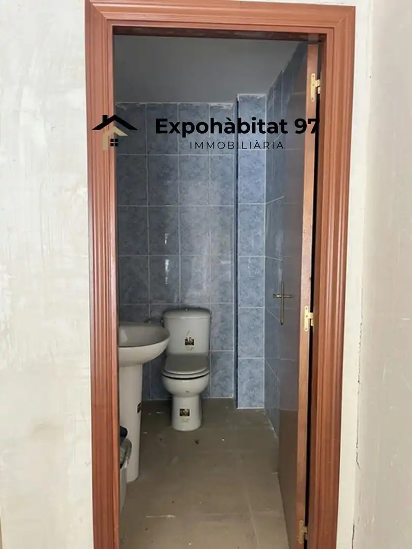 Local comercial en venta en Carrer Riu Algars 5, imagen 10