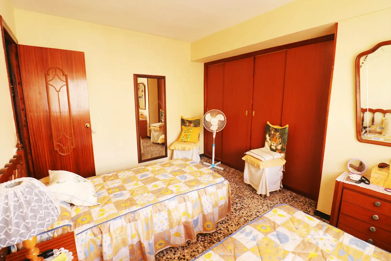 Dormitori de Apartament en venda en Guardamar del Segura amb Aire condicionat, Terrassa i Moblat