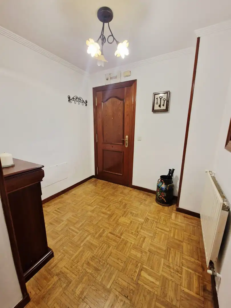 Flat for sale in Avilés - AVENIDA DE LUGO, Jardín de Cantos - El Nodo