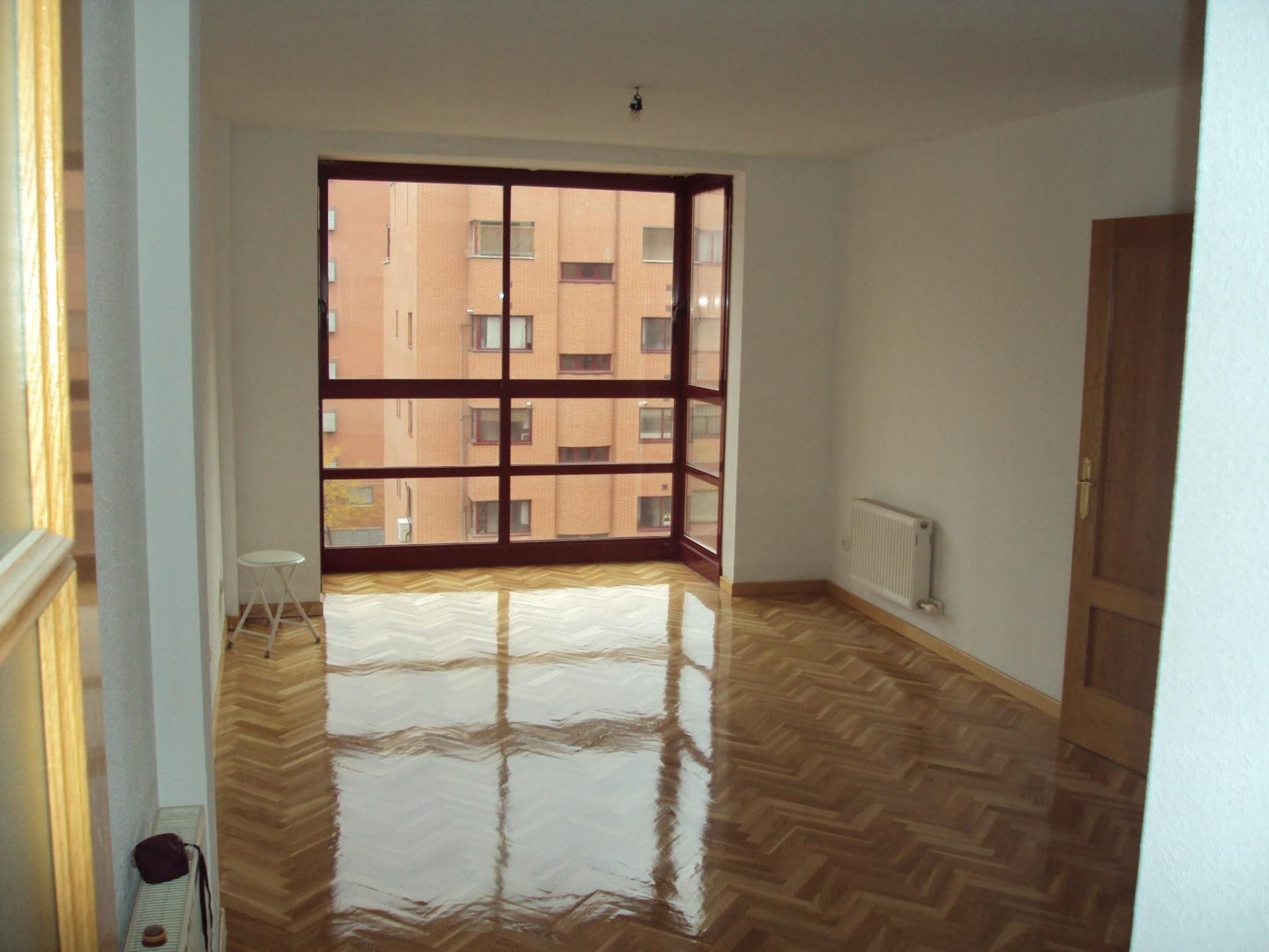 Piso de alquiler en San Fermín