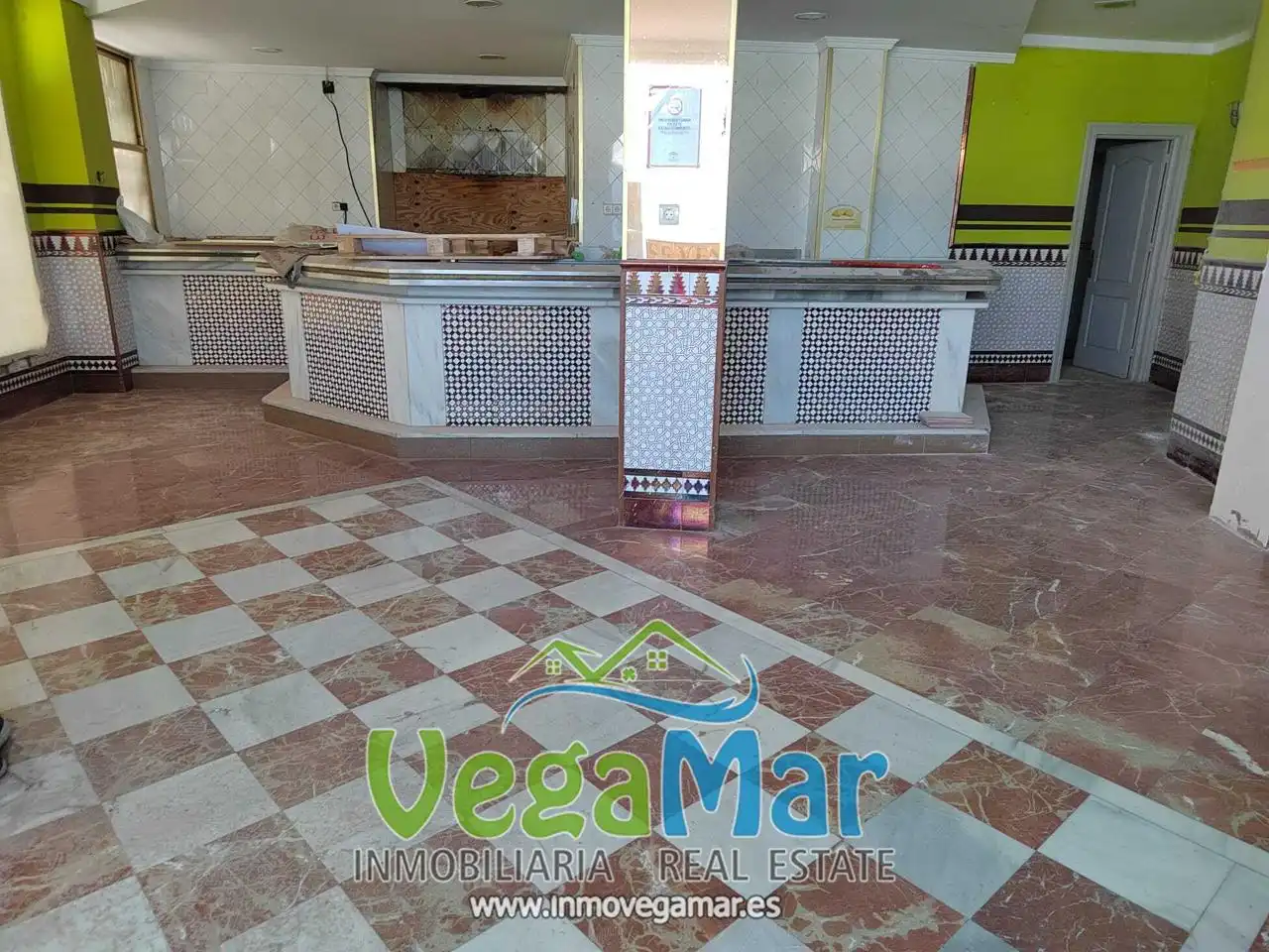 Business premises for sale in De Cala, imagen 4