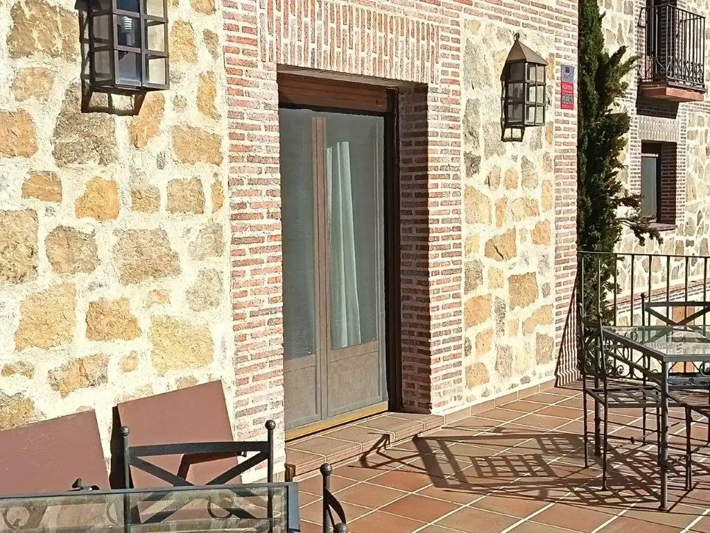 Terrace of Buildings for sale in Navalonguilla