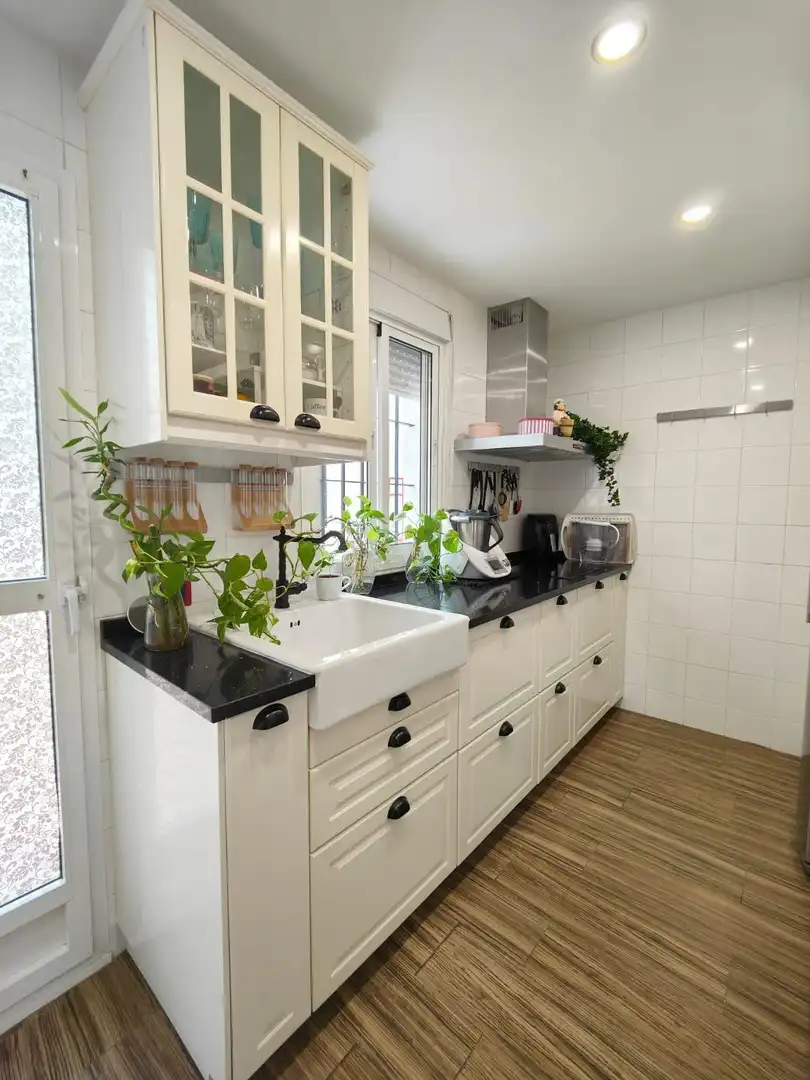 Wohnung zur Miete in Ronda del Estero