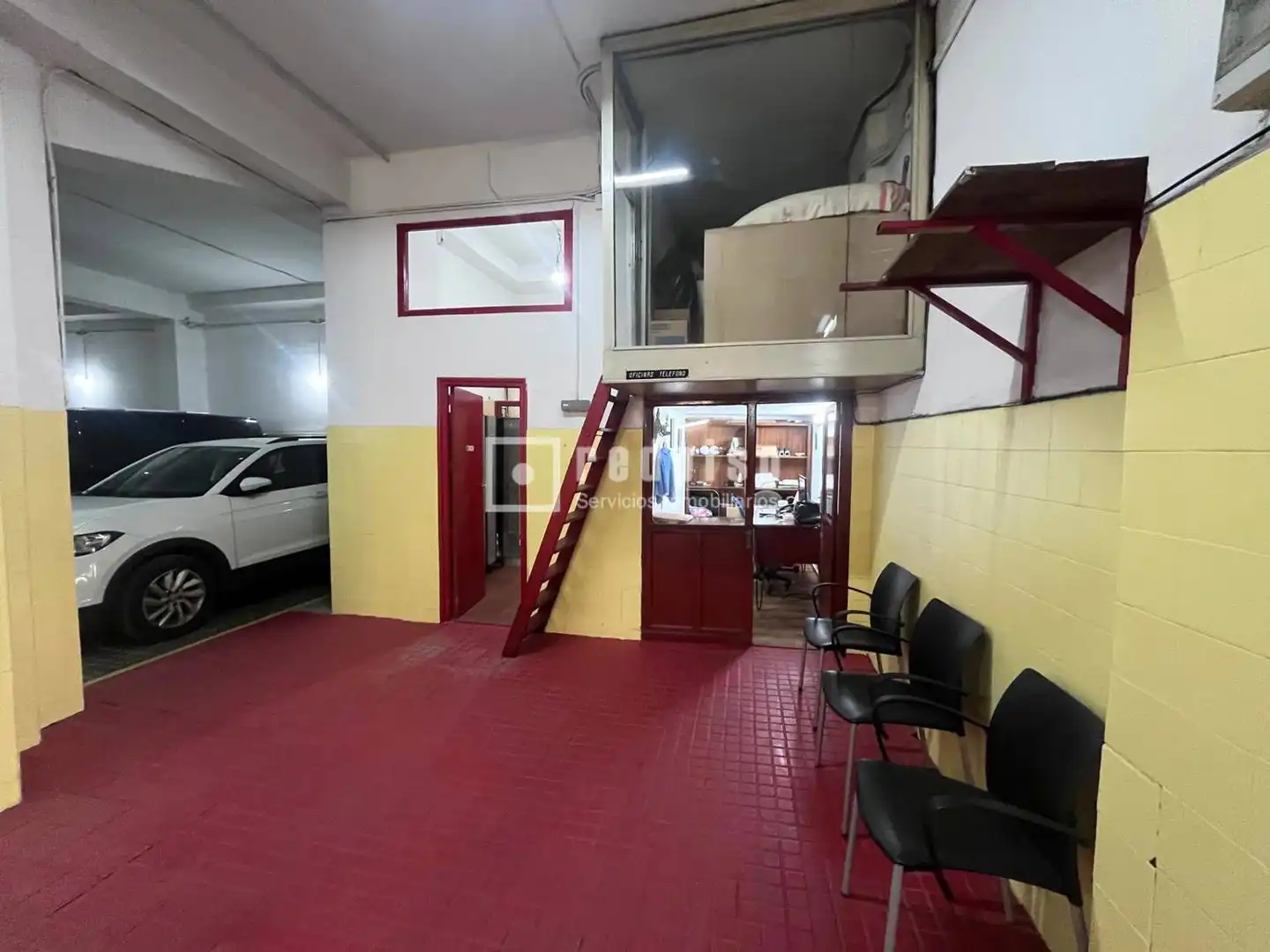 Garage for sale in Madrid