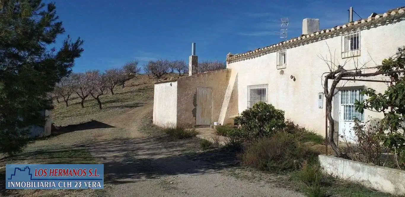 Vista exterior de Finca rústica en venta en Vélez-Rubio