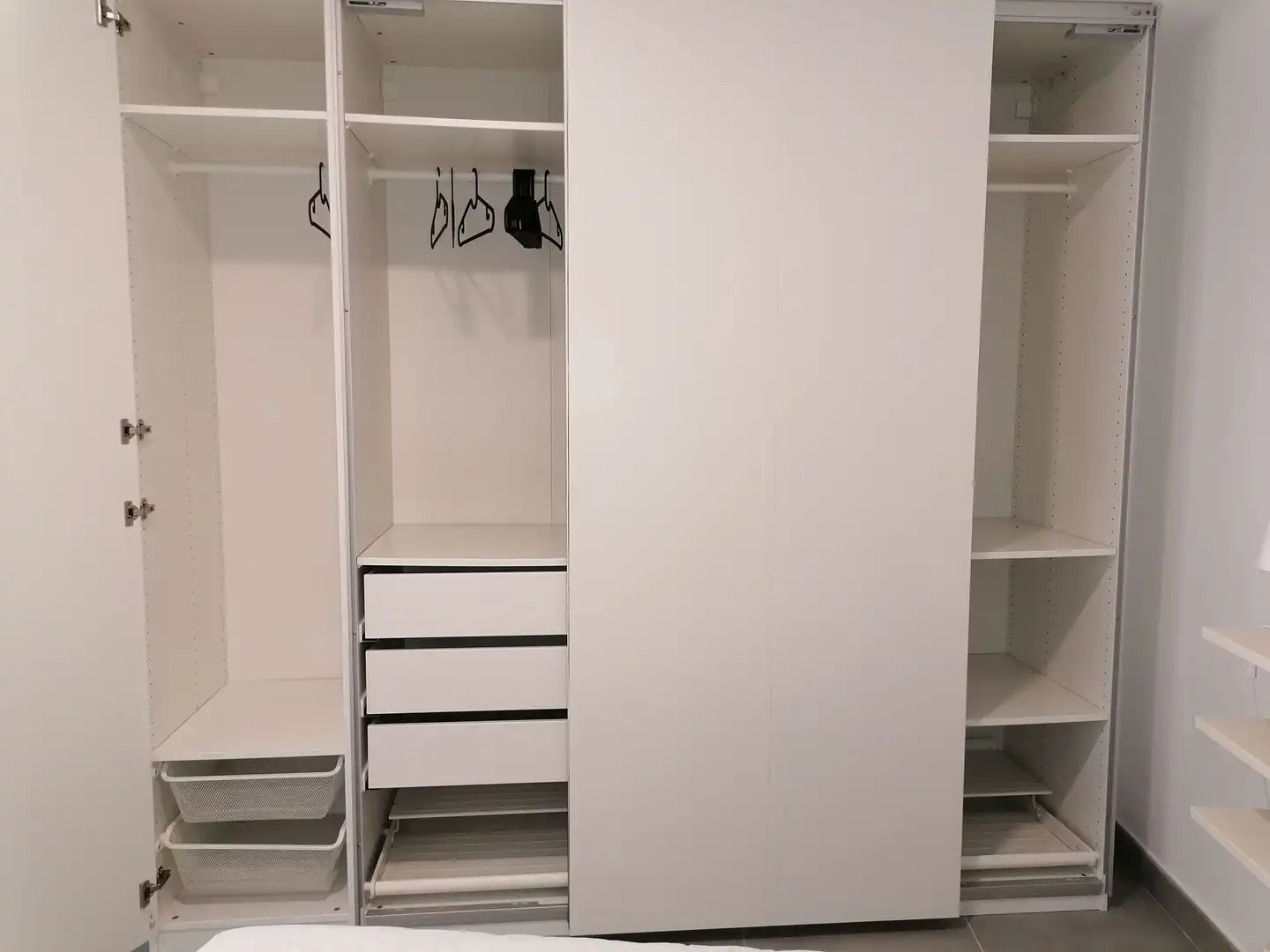 Bedroom of Apartments for rent in Algeciras  with Furnished