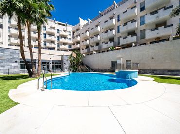 Apartament amb piscina en venda a Riviera del Sol