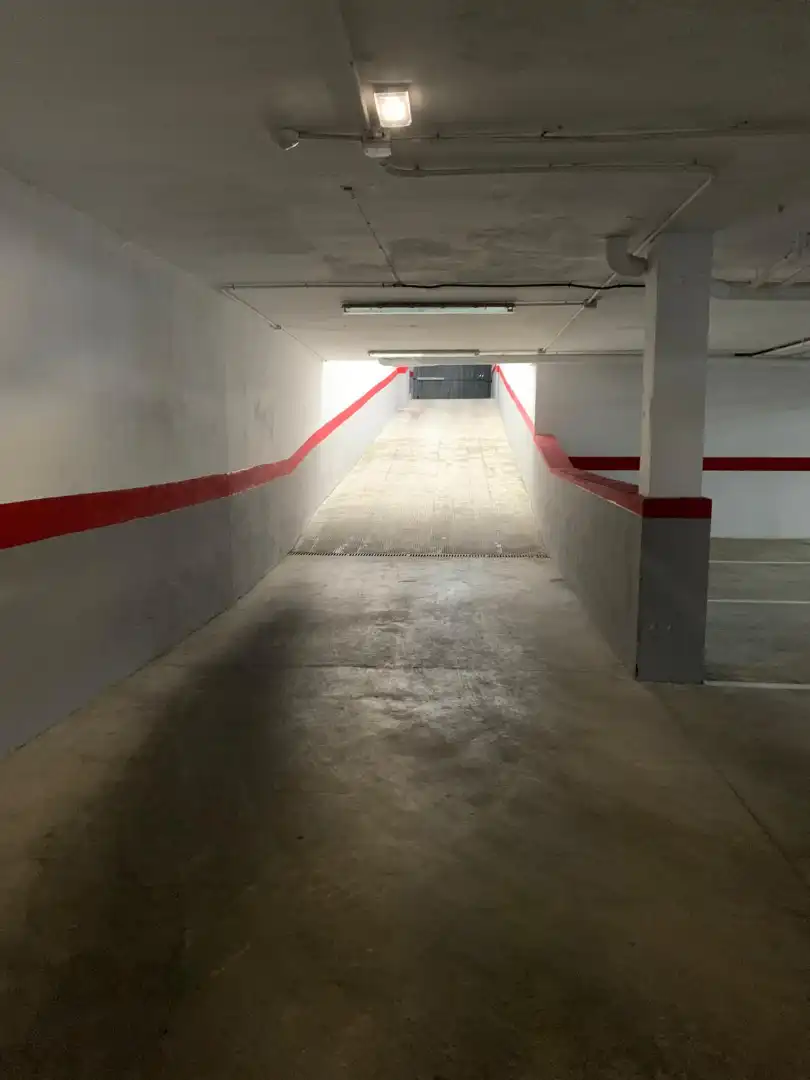Einzelparkplatz zum Verkauf in Centro, imagen 4