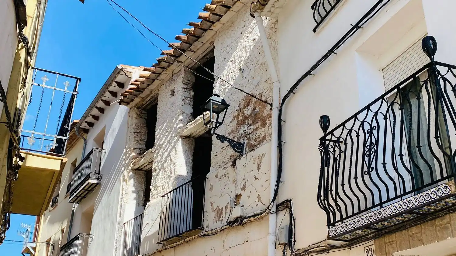 Exterior view of Houses for sale in Cirat
