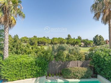 Villa con piscina in vendita a Cedres Dels