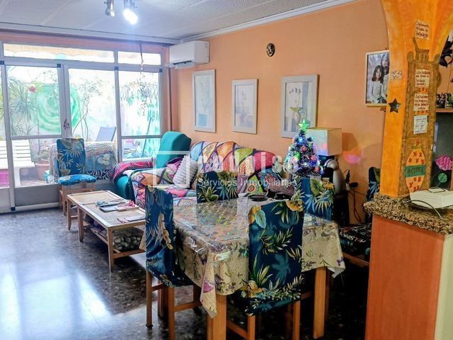 Sala d'estar de Pis en venda en Gandia amb Aire condicionat, Calefacció i Terrassa