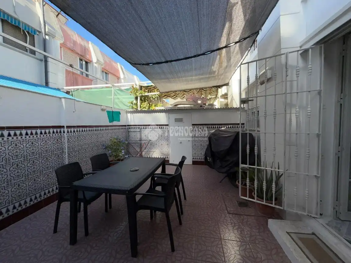 Terraza de Casa adosada en venta en Sevilla