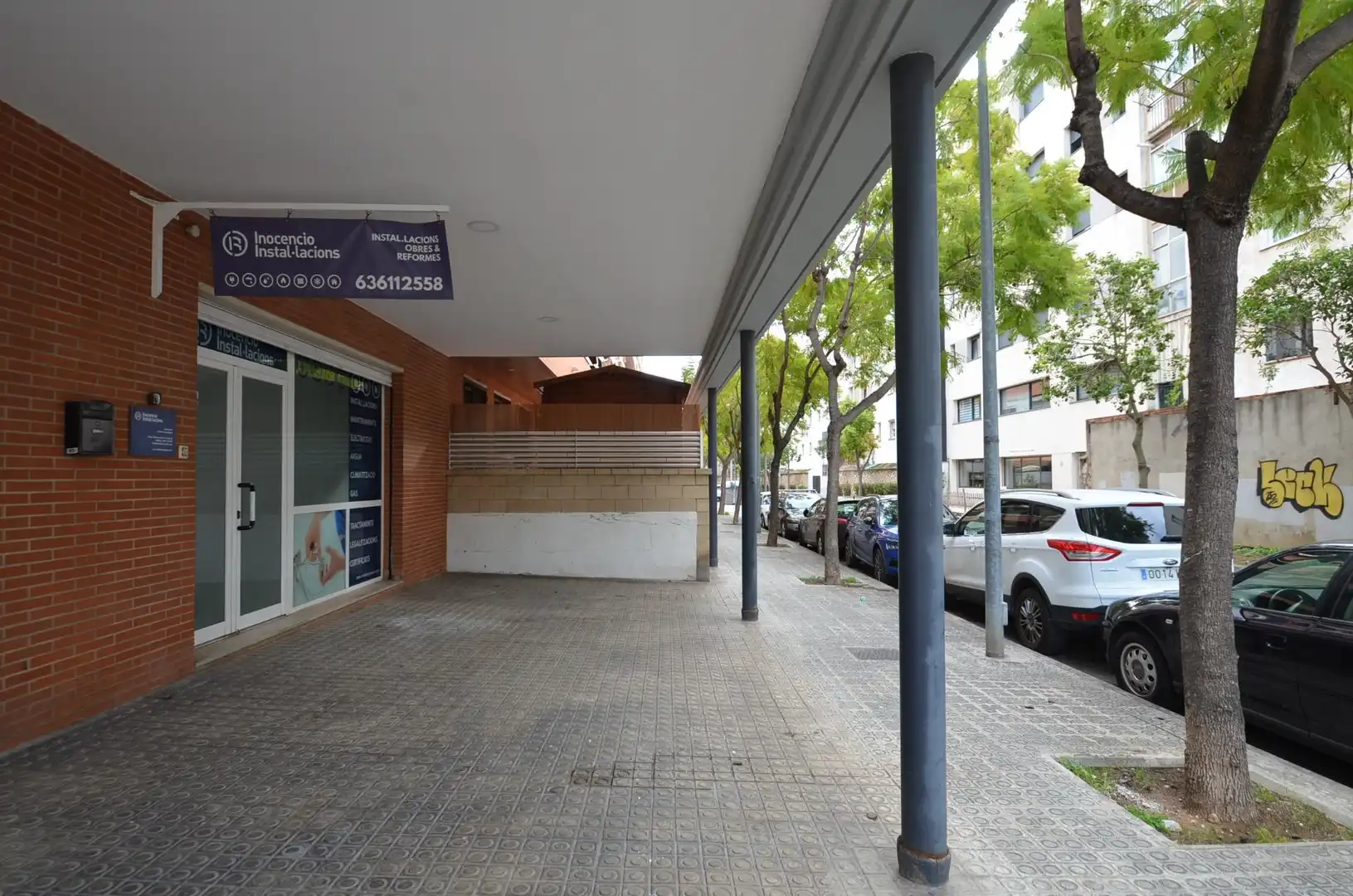 Local comercial en alquiler en Plaza de la Fàbrica Nova, imagen 2