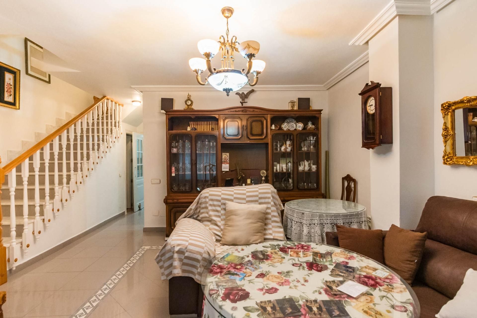 Sala d'estar de Casa o xalet en venda en Abarán amb Calefacció, Terrassa i Traster