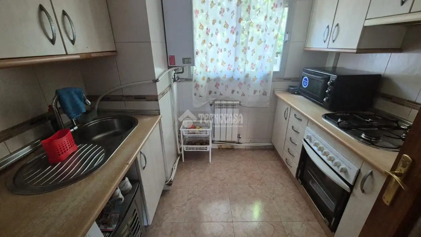Cocina de Piso en venta en Madrid