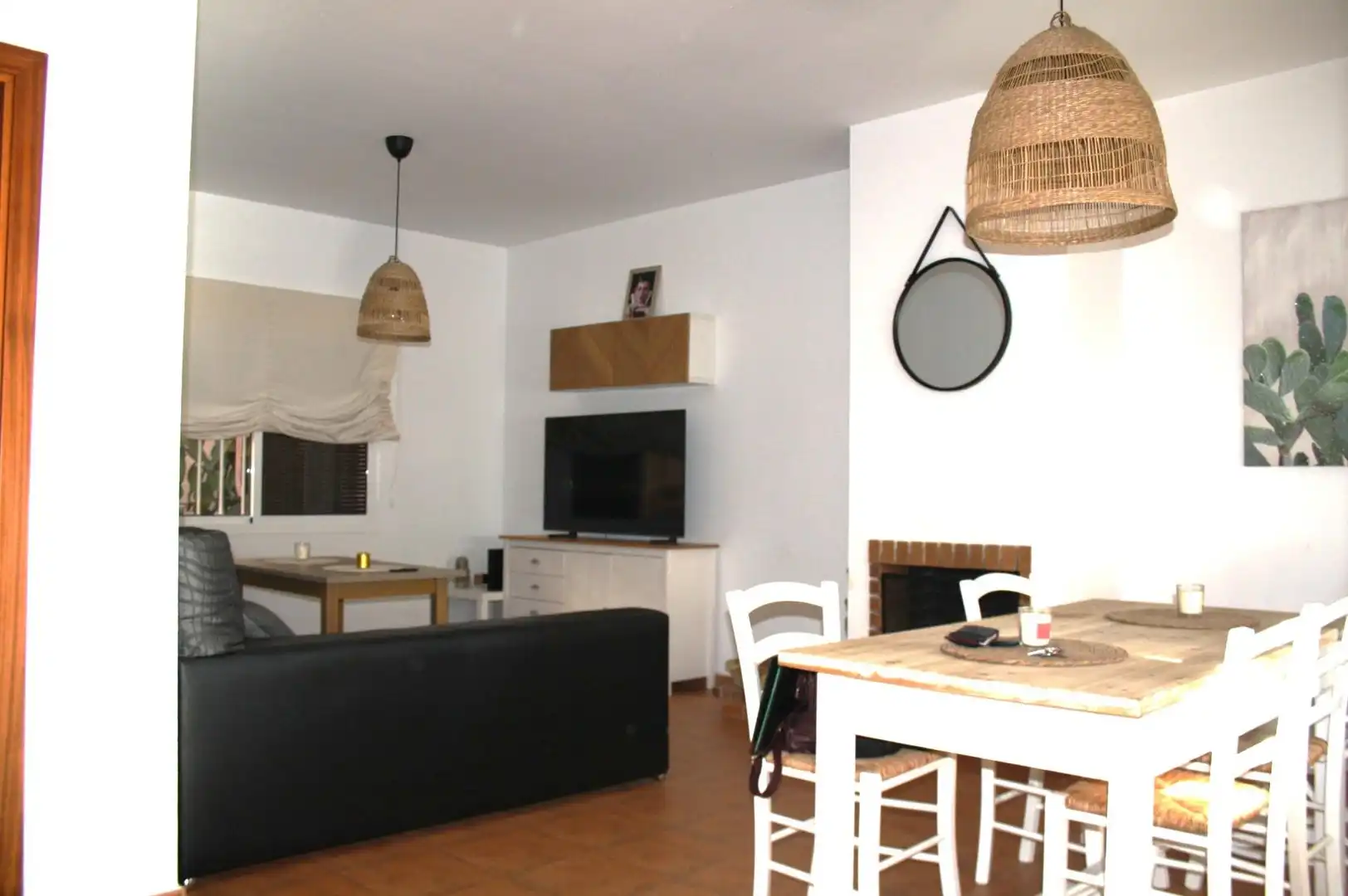 Sala d'estar de Casa adosada en venda en Carrión de los Céspedes
