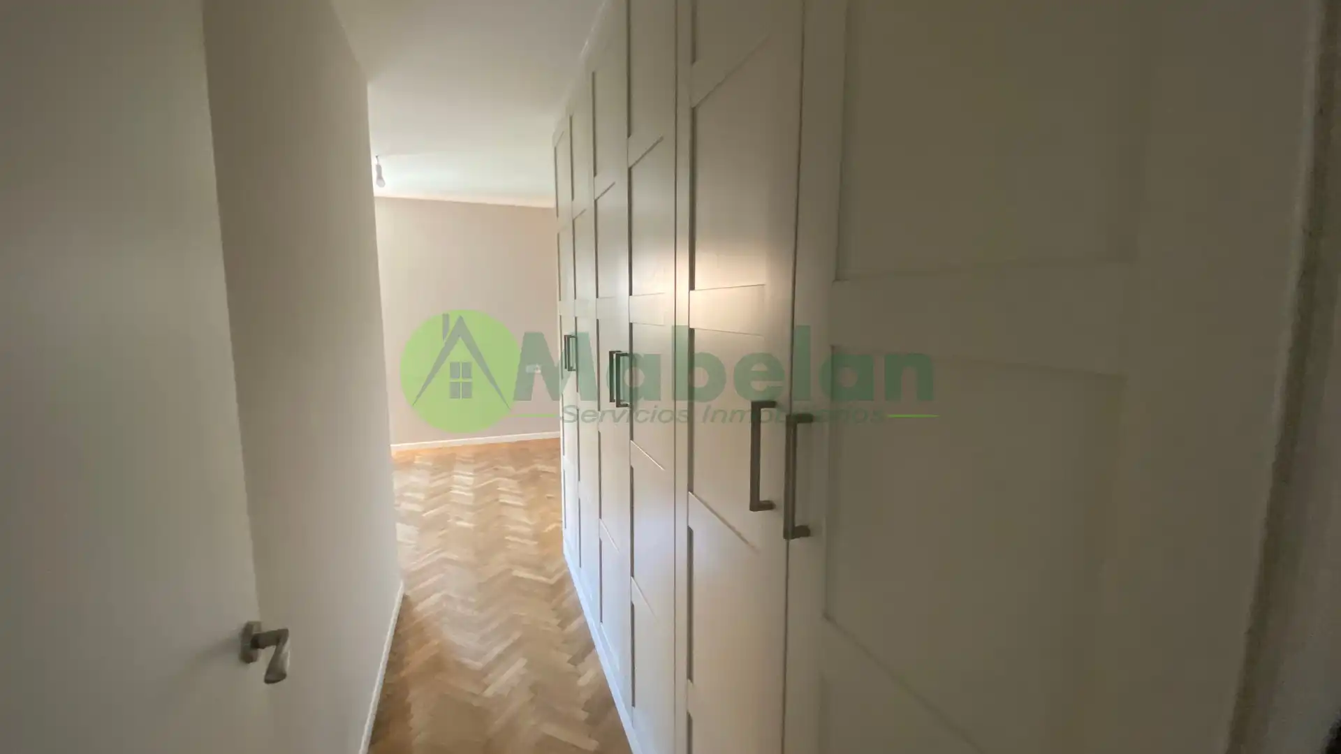 Piso de alquiler en Madrid con Calefacción y Piscina comunitaria