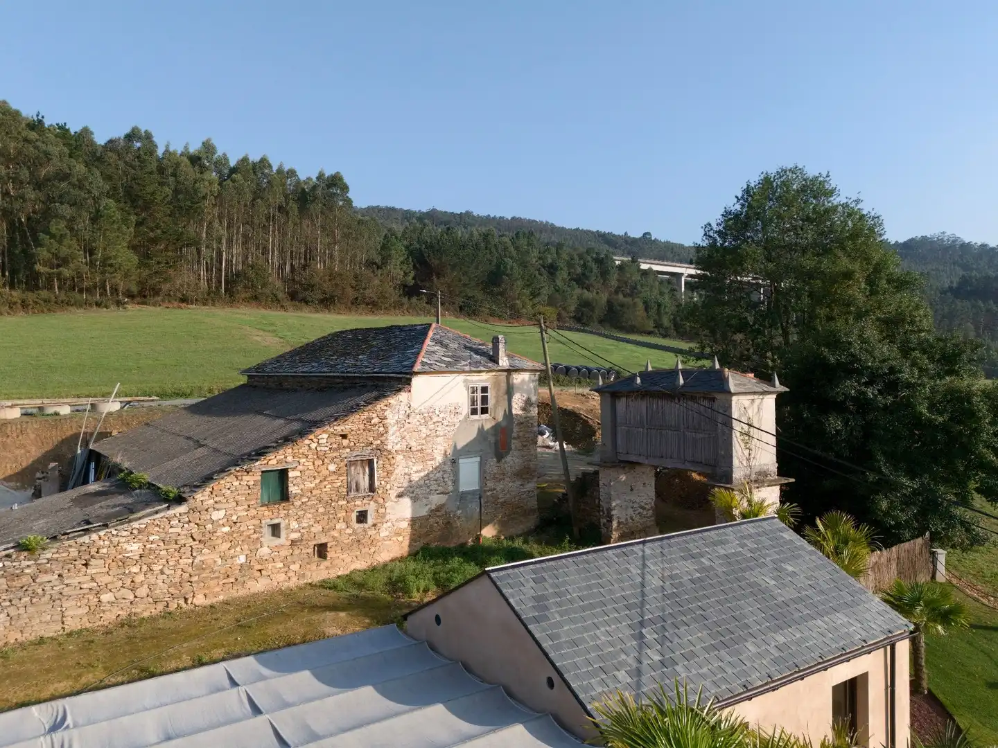 Vista exterior de Edificio en venta en Barreiros