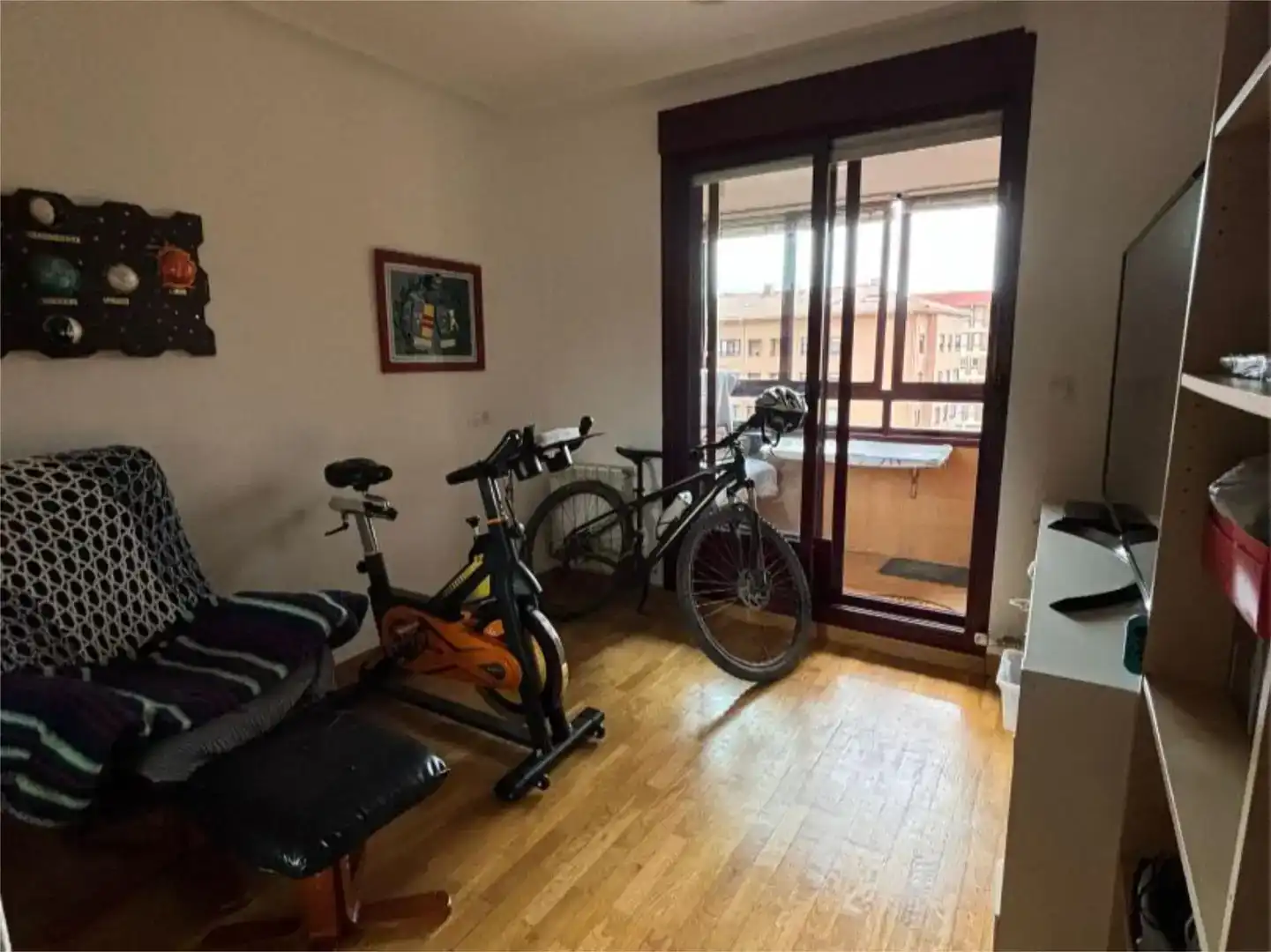 Piso en venta en Medina de Pomar con Balcón