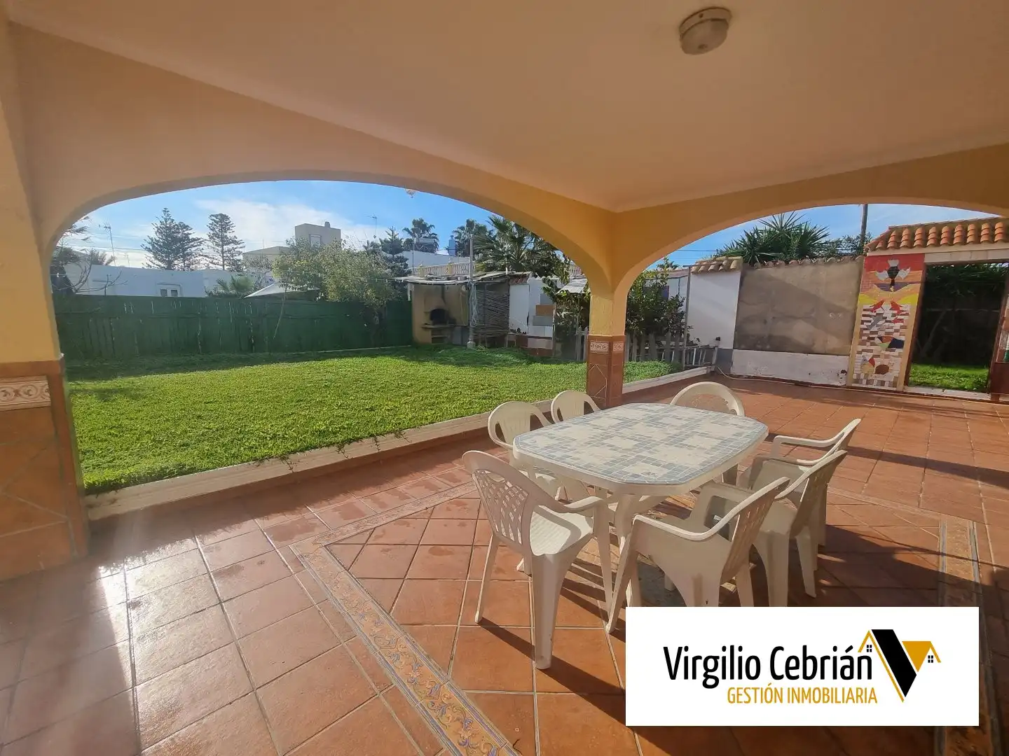 Casa rústica en venda a Las Tres Piedras - Costa Ballena