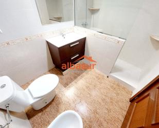 Bathroom of Flat for sale in  Córdoba Capital  with Air Conditioner, Heating and Microwave