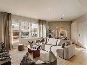 Apartment with lift to rent in Gran Via de les Corts Catalanes