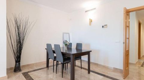 Foto 5 de Apartamento de alquiler en Guadalmansa, Estepona