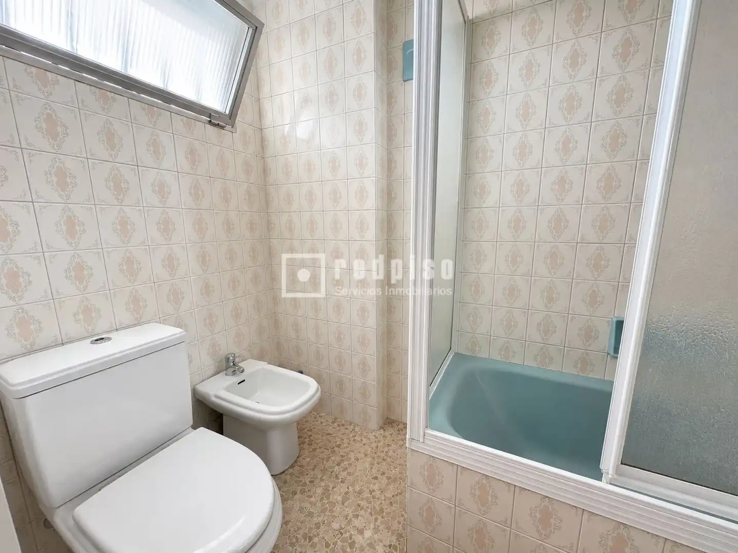 Baño de Estudio de alquiler en Torremolinos con Terraza