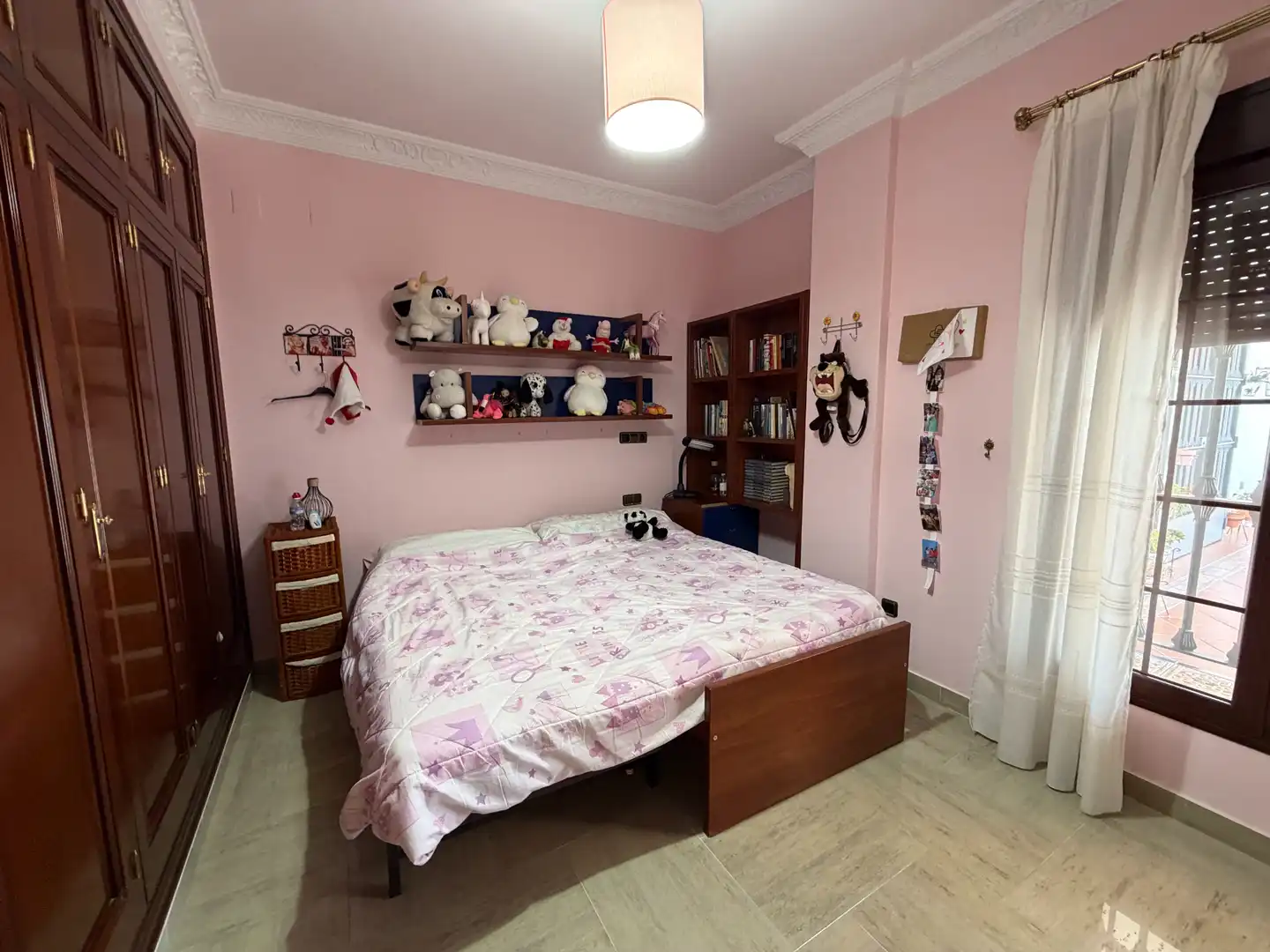Dormitori de Casa o xalet en venda en Bormujos amb Aire condicionat, Jardí privat i Terrassa