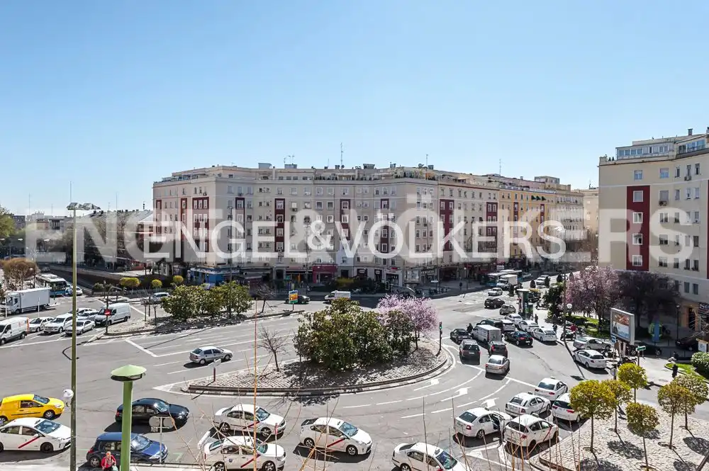 Exterior view of Flat for sale in Madrid  with Air Conditioner, Heating and Private garden