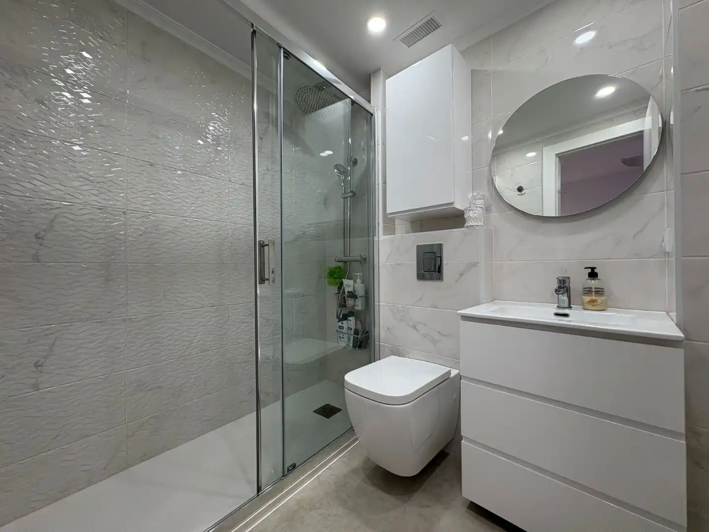 Apartamento con terraza en venta en Avenida de las Cortes Valencianas 3, imagen 7