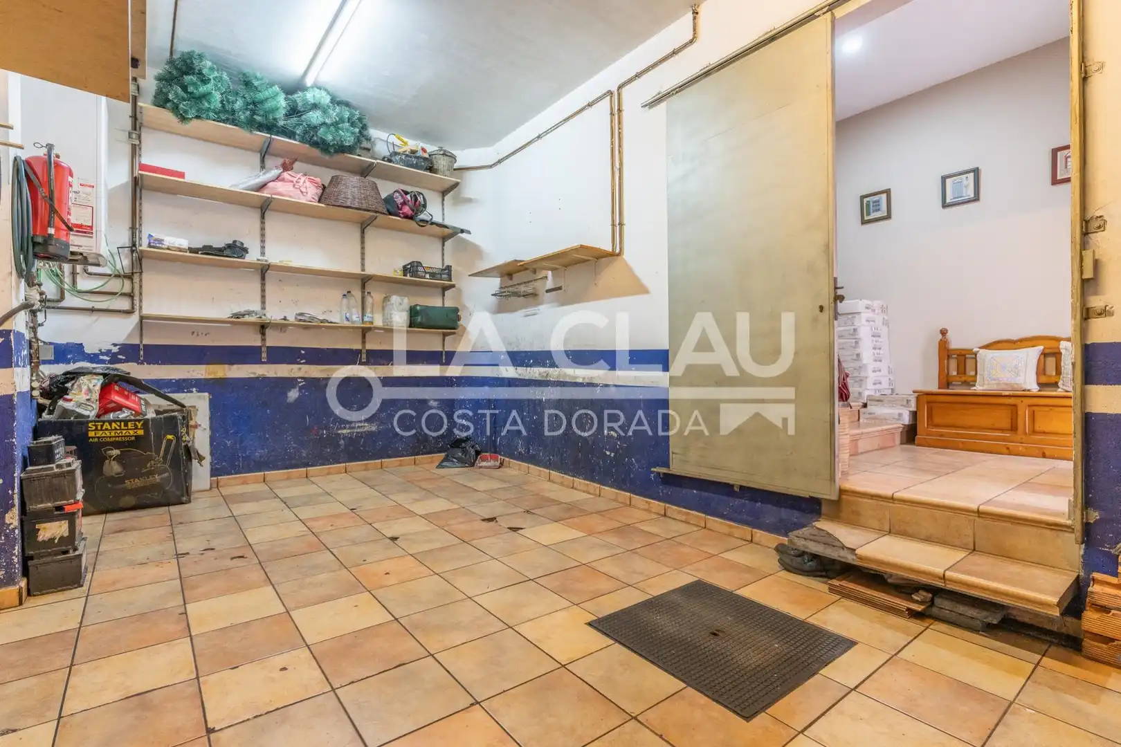 Küche von Einfamilien-Reihenhaus zum Verkauf in Gavà mit Heizung