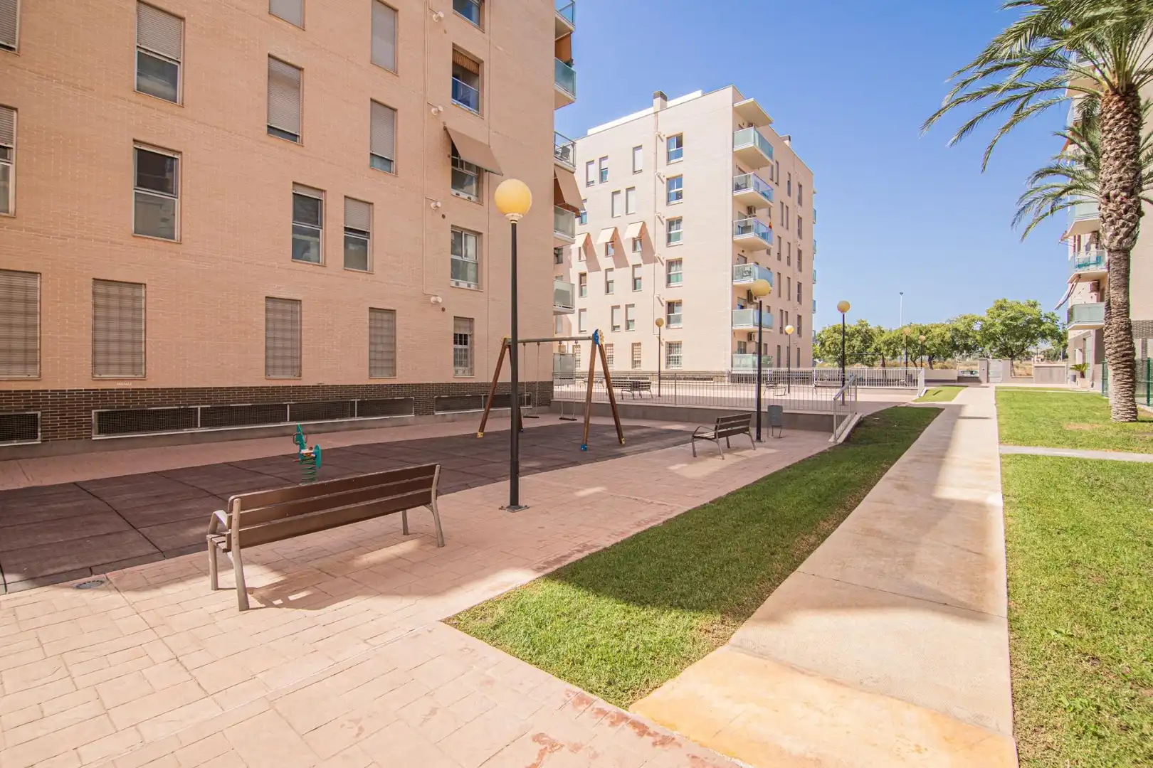 Terraza de Piso en venta en Elche / Elx con Aire acondicionado, Balcón y Piscina comunitaria