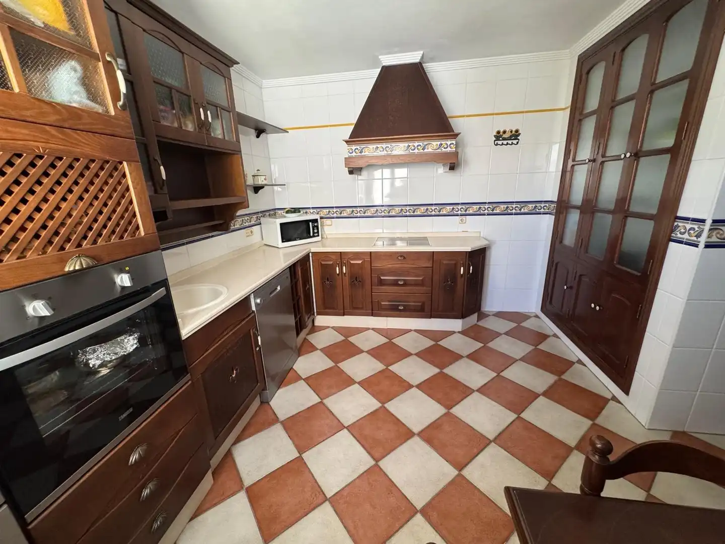 Cuina de Casa o xalet en venda en Punta Umbría amb Terrassa i Balcó