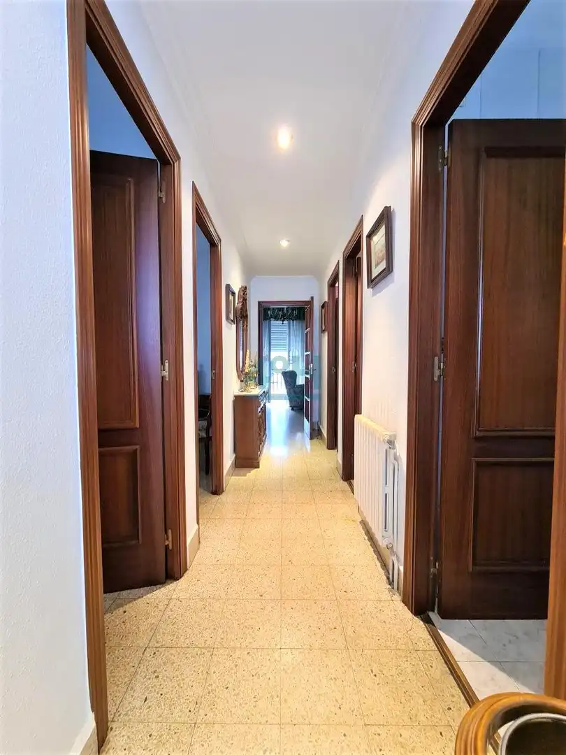 Casa o xalet en venda en Ourense Capital  amb Calefacció, Jardí privat i Terrassa