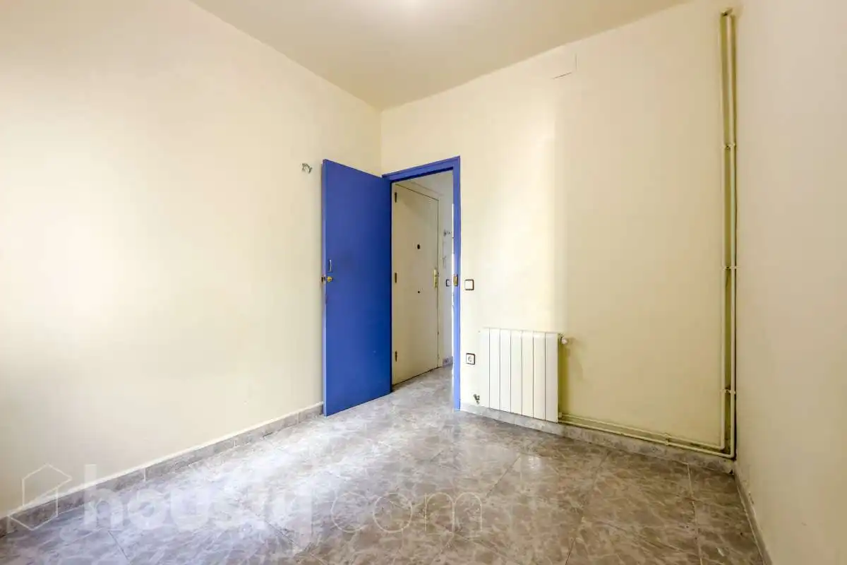 Habitación de Piso en venta en Barcelona con Aire acondicionado, Calefacción y Balcón