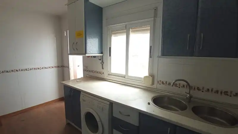 Flat for sale in C/ Estudiantes, Valdepeñas