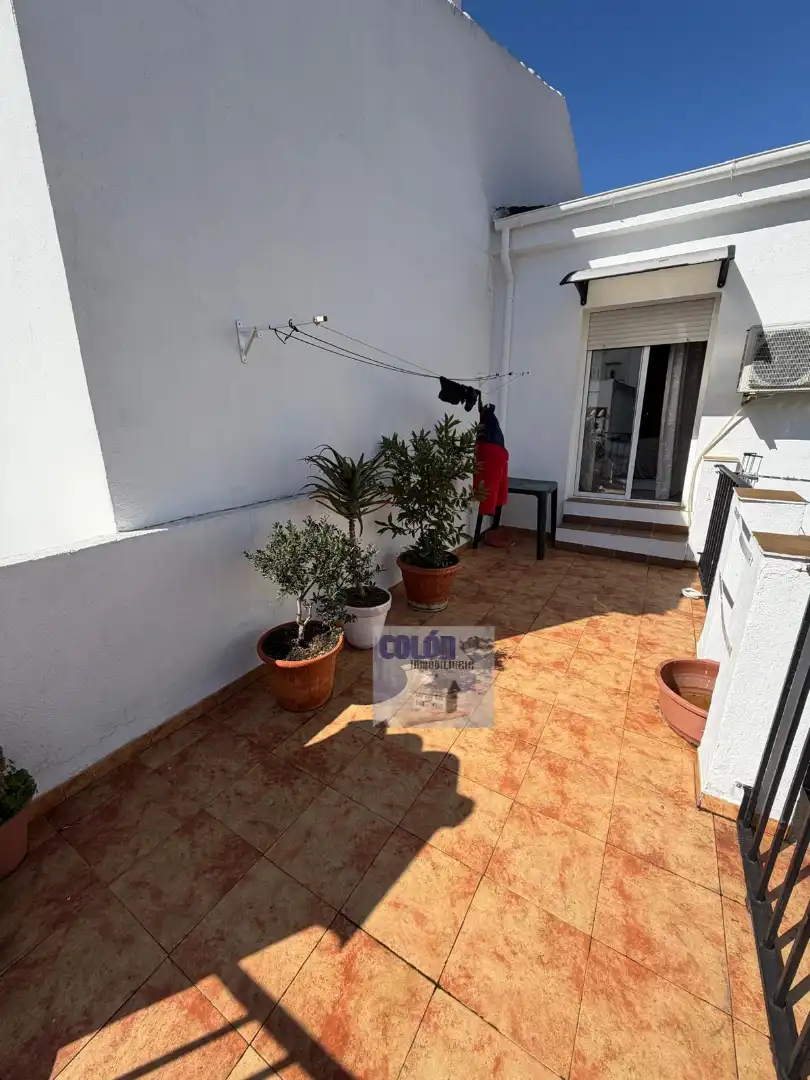 Vista exterior de Casa o chalet en venta en Martos con Aire acondicionado, Terraza y Trastero