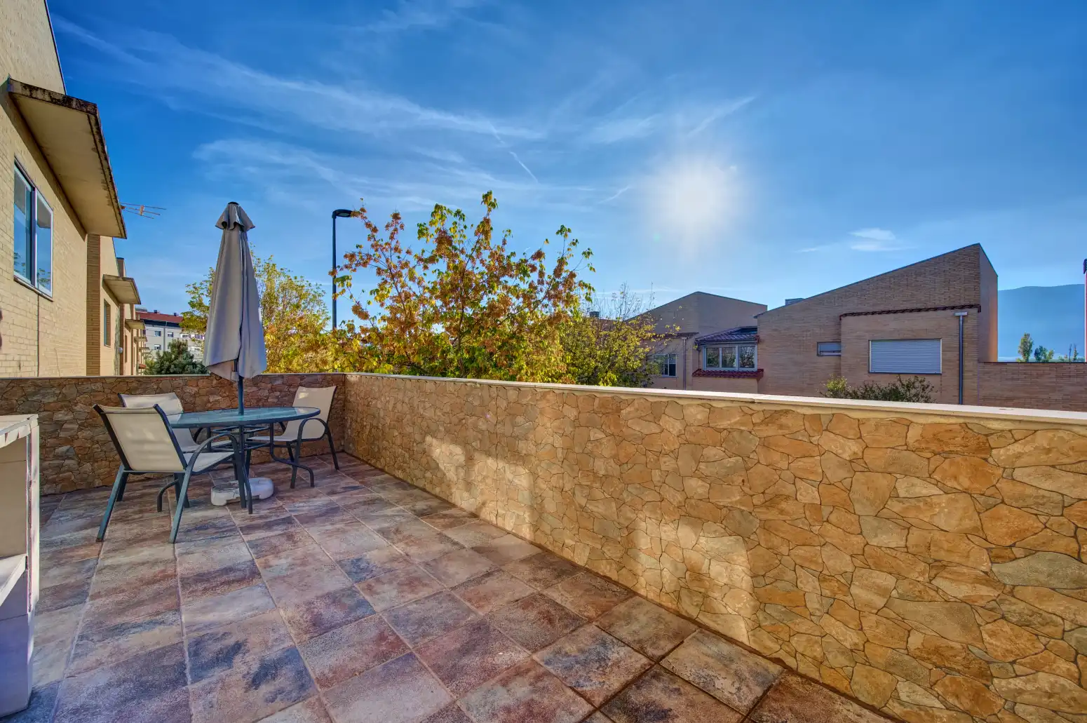 Terrace of Detached homes for sale in Beriáin, Navarra