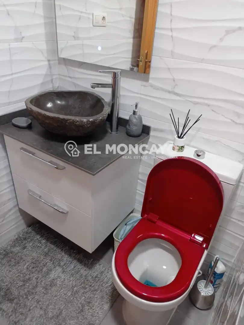 Casa o xalet en venda a Calle Calle los Mandarinos, San Miguel de Salinas