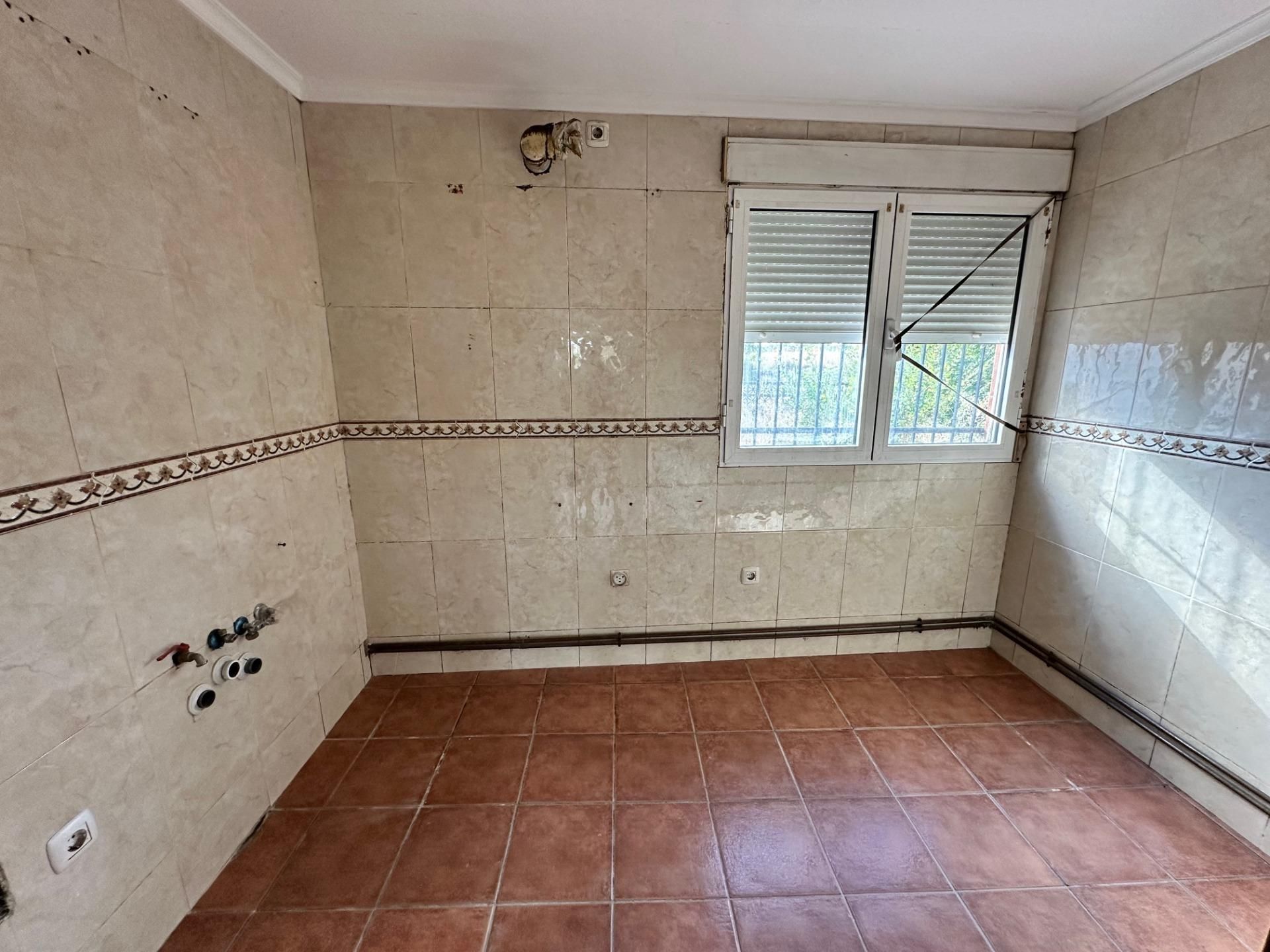 Habitación de Casa o chalet en venta en Viana de Cega con Calefacción y Jardín privado