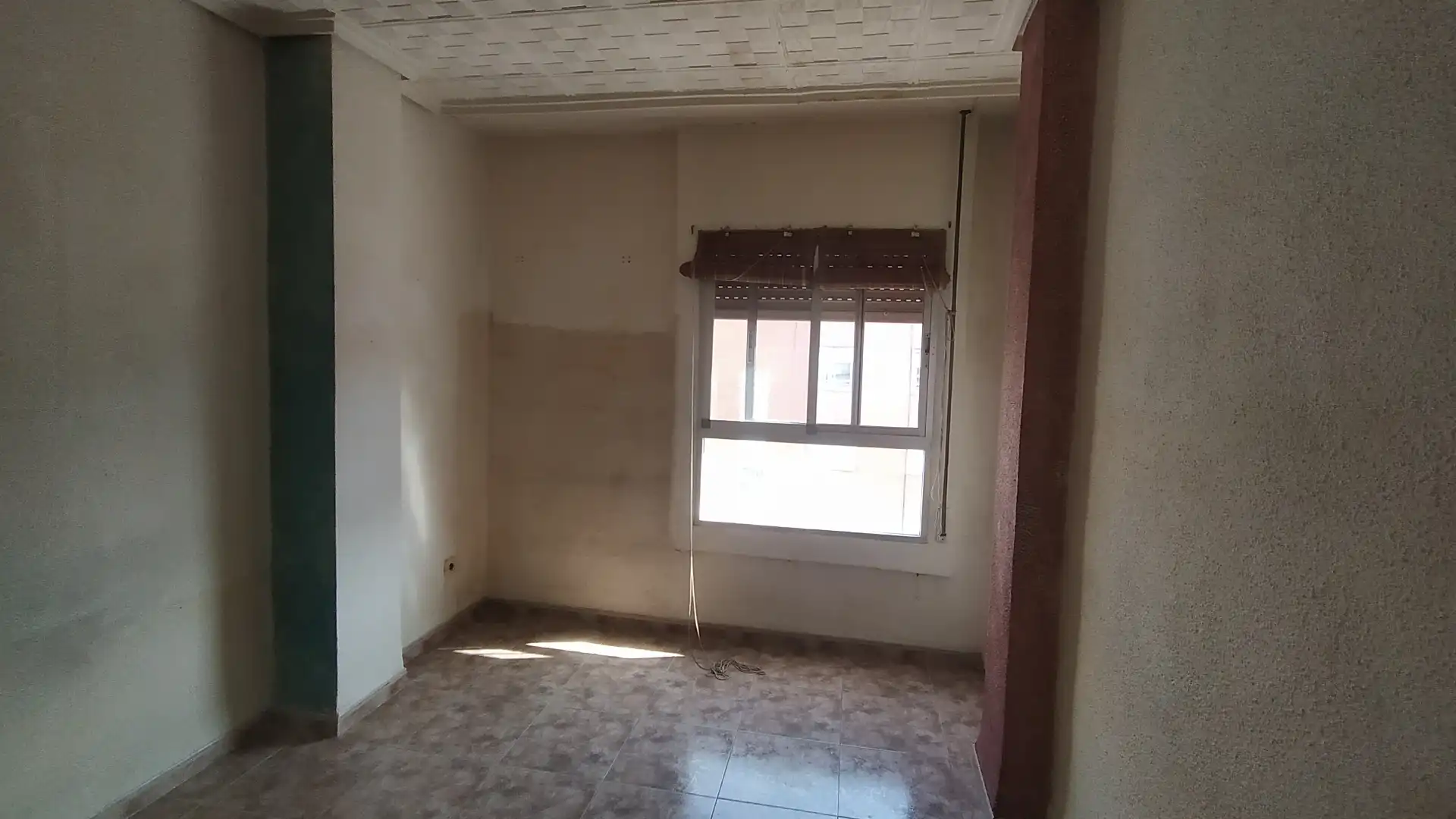 Habitación de Piso en venta en Valencia con Aire acondicionado y Balcón