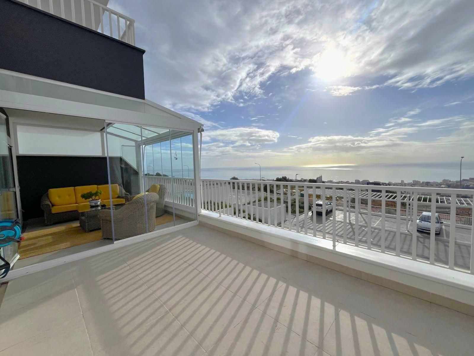 Terrassa de Pis de lloguer en Benalmádena amb Jardí privat, Terrassa i Traster