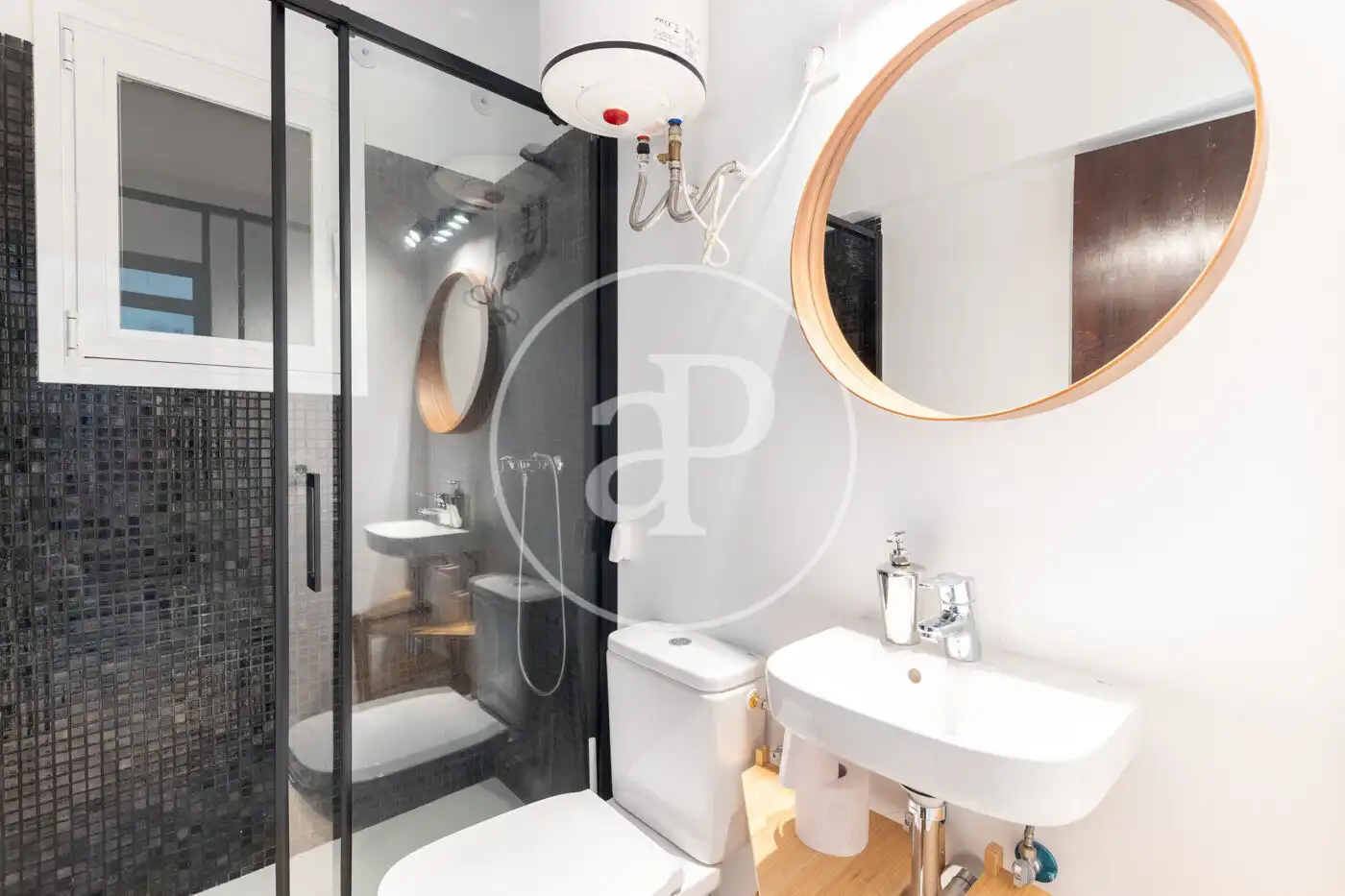 Flat for rent in Carrer de Ramon y Cajal, Camp d'en Serralta